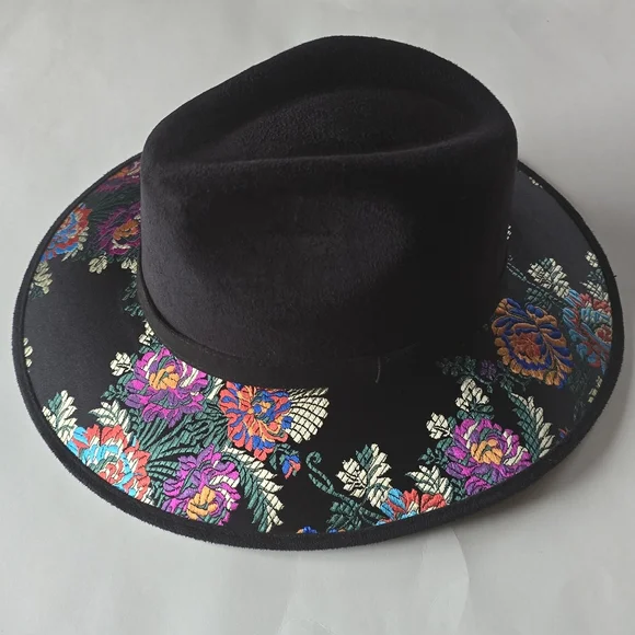 Floral Embroidered Black Hat - Picture 3 of 12